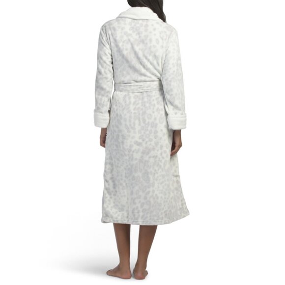 N NATORI Silver Faux Cashmere Animal Robe - Picture 2 of 2